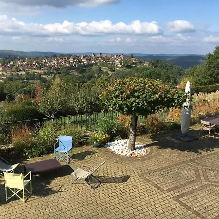 ベッド・アンド・ブレックファスト De Madel 4*